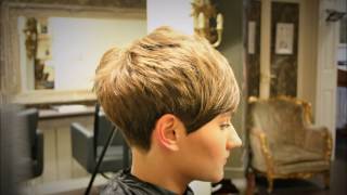 Freehand Clippering no guard Taper Short Pixie Graduated Girls Haircut [upl. by Aihsenot]